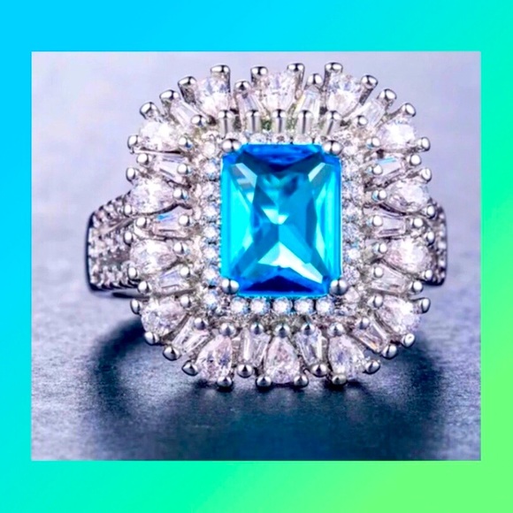 New!! S925 Silver Aquamarine Emerald Cut  Ring! - Picture 6 of 6